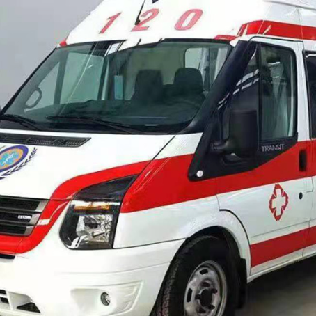 谷城非急救护送病人转院租赁救护车的优缺点对比